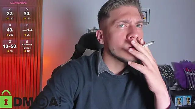 Snapshot of SebastianMaximoff_ chatting on March 2, 10:06 pm SebastianMaximoff online show from March 2, 10:06 pm