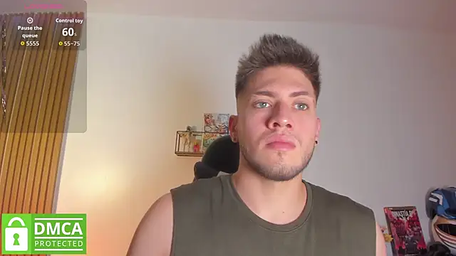 Snapshot of SebastianMaximoff_ chatting on June 4, 7:51 pm SebastianMaximoff online show from June 4, 7:51 pm