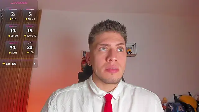 Snapshot of SebastianMaximoff_ chatting on July 6, 8:33 pm SebastianMaximoff online show from July 6, 8:33 pm