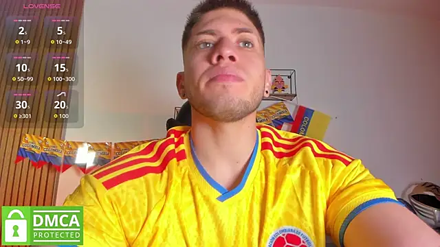Snapshot of SebastianMaximoff_ chatting on June 17, 7:46 pm SebastianMaximoff online show from June 17, 7:46 pm