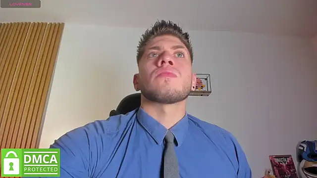 Snapshot of SebastianMaximoff_ chatting on June 9, 7:59 pm SebastianMaximoff online show from June 9, 7:59 pm