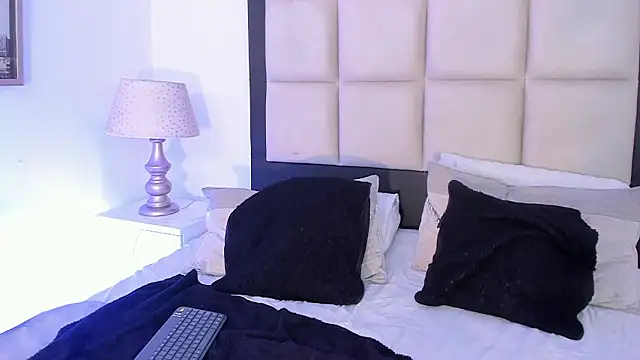 SussyFox online show from March 17, 3:31 am