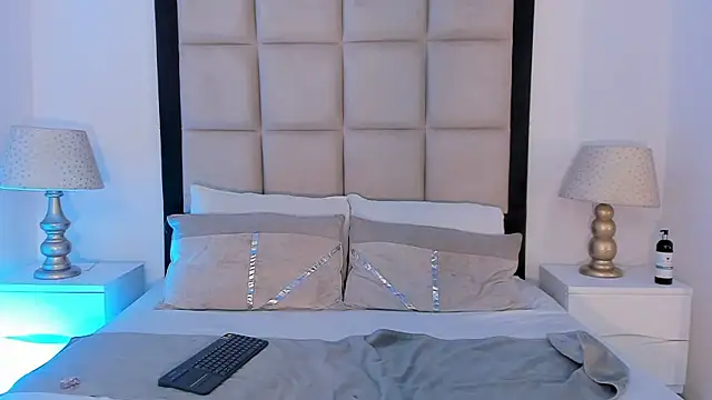 SussyFox online show from March 6, 7:53 pm