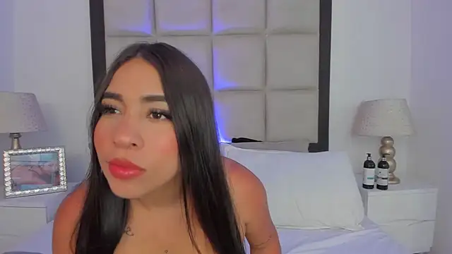 SussyFox online show from April 5, 3:02 am