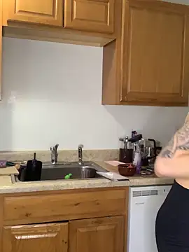 Snapshot of ThornsandHoney chatting on February 15, 11:58 pm ThornsandHoney online show from February 15, 11:58 pm