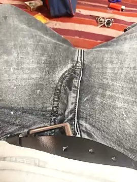 rubitrides11 online show from February 11, 6:57 am