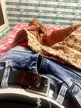 rubitrides11 online show from March 22, 7:43 am