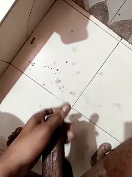 rubitrides11 online show from February 13, 7:47 pm