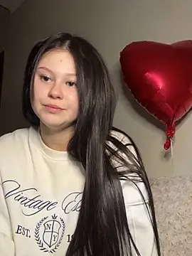 Snapshot of MelisaKis chatting on February 12, 10:53 pm MelisaKis online show from February 12, 10:53 pm