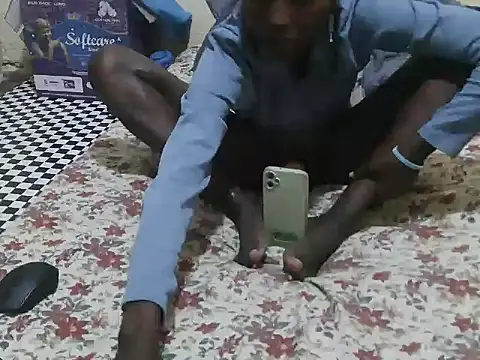 precious035 online show from February 12, 4:07 pm