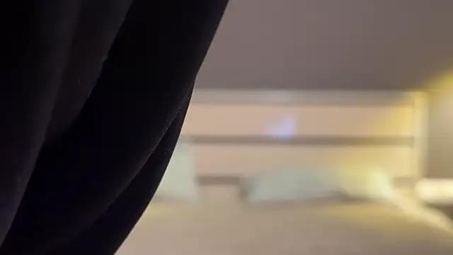 AuraXO online show from February 8, 6:11 am