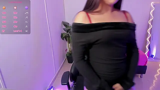 ZAYRA TAY online show from March 10, 8:46 pm