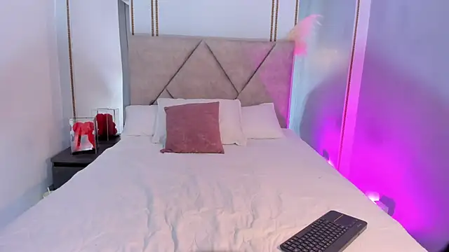 NiicoleLeroy online show from March 21, 12:09 pm