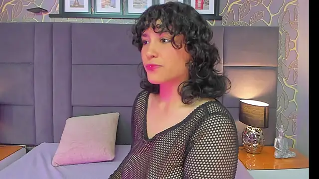 Snapshot of lia_savage chatting on February 25, 11:54 am lia savage online show from February 25, 11:54 am