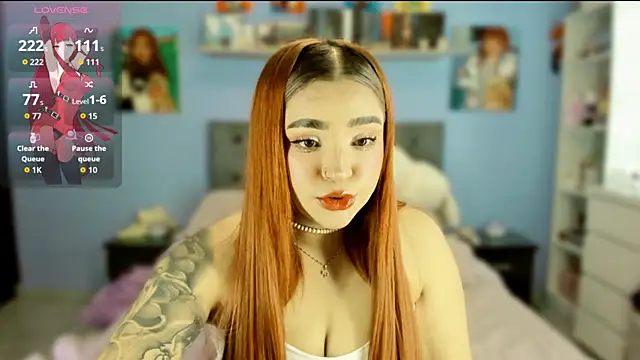 Snapshot of Crystal_X_ chatting on July 25, 1:57 am Crystal X online show from July 25, 1:57 am