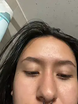 Alana Nicholson online show from February 21, 9:28 pm