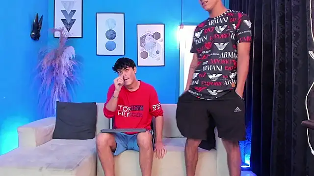 Snapshot of KingOfHeavens_2 chatting on February 16, 8:29 pm KingOfHeavens 2 online show from February 16, 8:29 pm