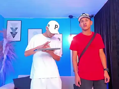 Snapshot of KingOfHeavens_2 chatting on February 1, 8:18 pm KingOfHeavens 2 online show from February 1, 8:18 pm