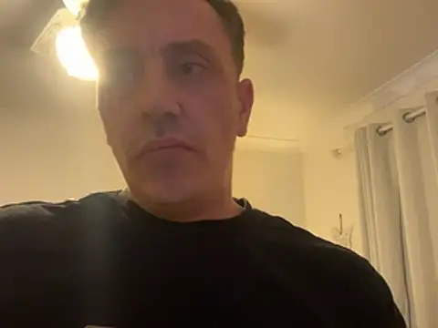 Snapshot of malcolm2334 chatting on April 3, 6:36 pm malcolm2334 online show from April 3, 6:36 pm