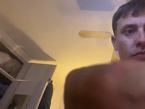 malcolm2334 online show from June 2, 1:27 am