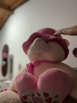 Snapshot of Tammy_Godoy chatting on February 24, 5:03 pm Tammy Godoy online show from February 24, 5:03 pm