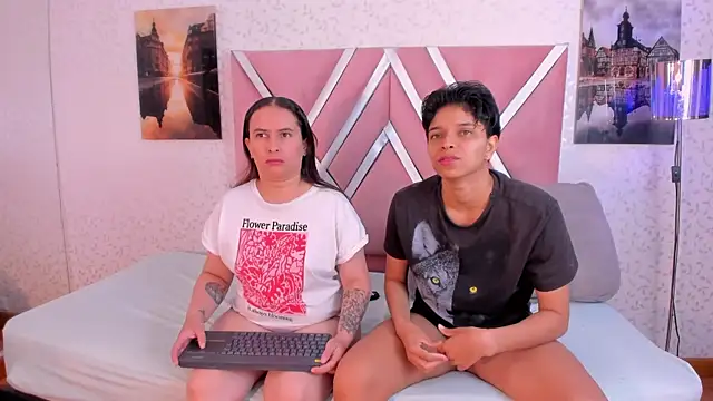 natasha and zoe online show from February 28, 11:32 am