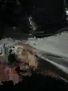 Snapshot of yolanda339 chatting on February 10, 11:15 pm yolanda339 online show from February 10, 11:15 pm