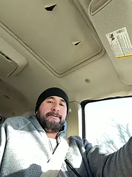 Snapshot of yolanda339 chatting on February 7, 7:00 pm yolanda339 online show from February 7, 7:00 pm