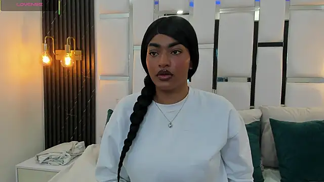  luna rossee  online show from February 26, 9:59 pm