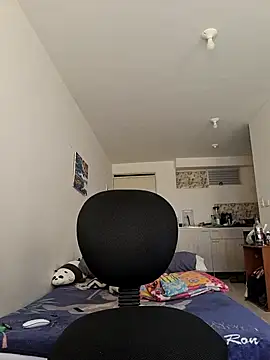 Snapshot of KLEYTON33 chatting on February 9, 6:28 pm KLEYTON33 online show from February 9, 6:28 pm