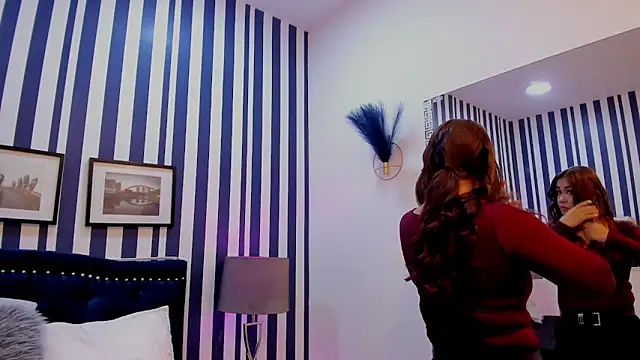 TherezaLarson online show from April 8, 11:44 am