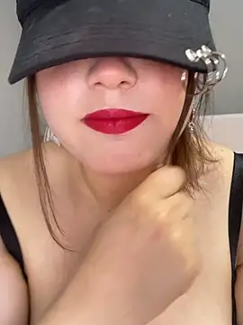 maryam-6 online show from May 31, 7:03 pm
