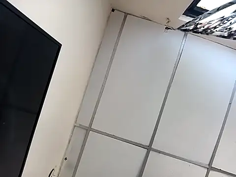 Tuverdugo12 online show from April 3, 10:05 pm