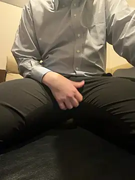 Snapshot of yuuuuusuke00 chatting on February 20, 1:13 am yuuuuusuke00 online show from February 20, 1:13 am