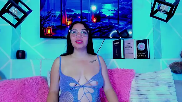 amy noa online show from March 19, 1:27 am