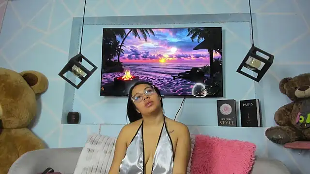 amy noa online show from March 5, 1:02 am