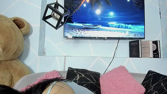 amy noa online show from April 11, 12:51 am