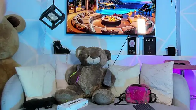 Snapshot of amy_noa chatting on February 20, 3:03 am amy noa online show from February 20, 3:03 am