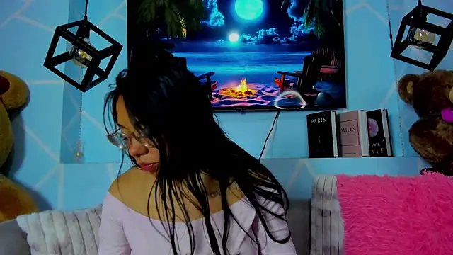 amy noa online show from March 28, 12:44 am