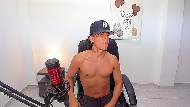 Snapshot of paisa_hotx chatting on February 26, 3:45 pm paisa hotx online show from February 26, 3:45 pm