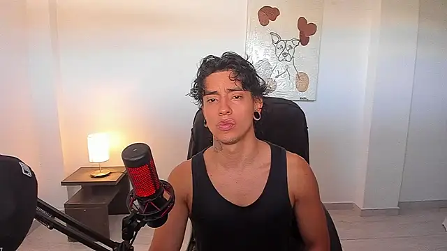 Snapshot of paisa_hotx chatting on February 9, 10:08 pm paisa hotx online show from February 9, 10:08 pm