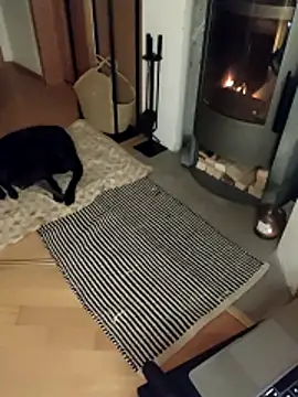 YaraEstelle online show from March 30, 6:20 pm