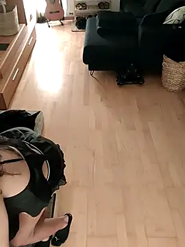 YaraEstelle online show from March 11, 8:36 pm