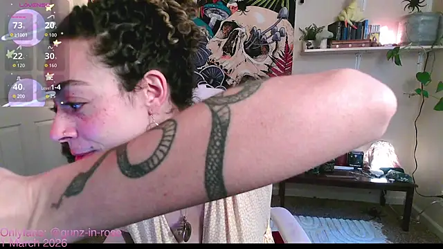 gunzinrose online show from March 1, 5:13 pm