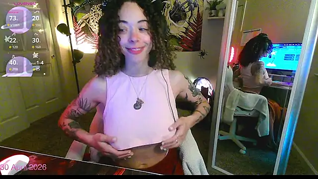 gunzinrose online show from April 30, 3:08 pm
