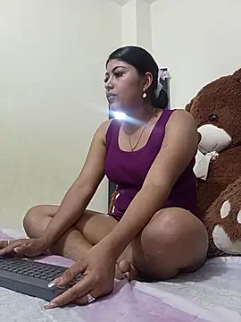 Sweet canelaa73 online show from March 27, 9:16 pm