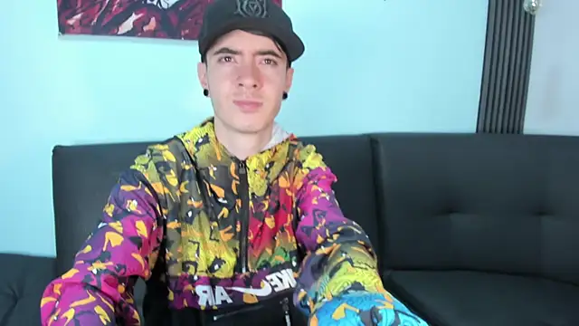 Lio      online show from February 12, 4:29 pm