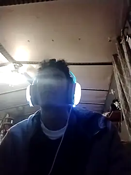 Snapshot of spooky425hd chatting on February 12, 11:15 pm spooky425hd online show from February 12, 11:15 pm