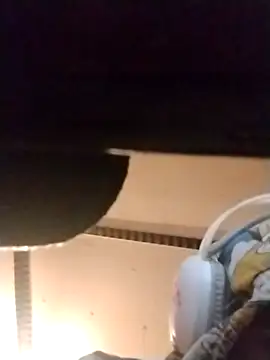 Snapshot of spooky425hd chatting on February 7, 2:08 am spooky425hd online show from February 7, 2:08 am