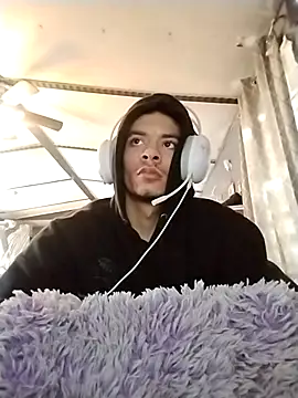 spooky425hd online show from March 10, 3:16 pm